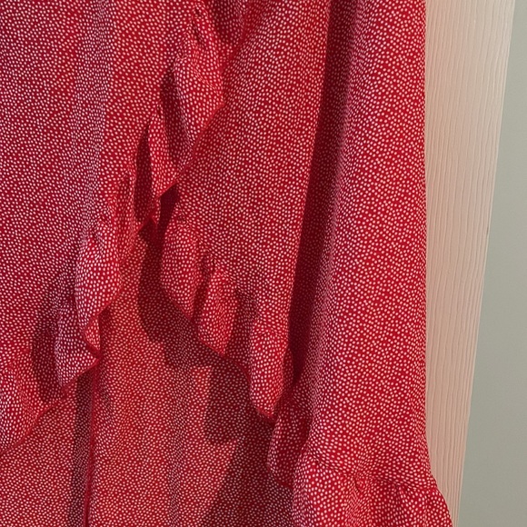 Red MIDI Skirt - Picture 2 of 5